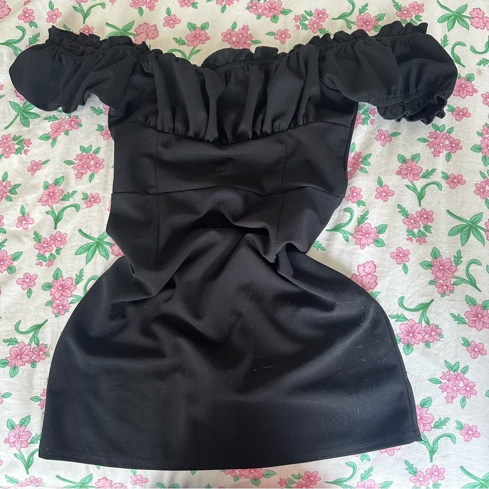 Kendall + Kylie Pacsun Black Mini Dress Size - Small